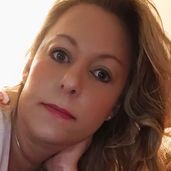 Meet your Posher, Sarah - Picture 4 of 5